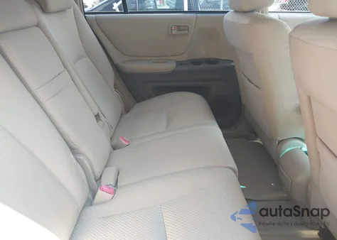 2005 Toyota Highlander V6 z USA, uszkodzony, nr VIN JTEEP21A950095455